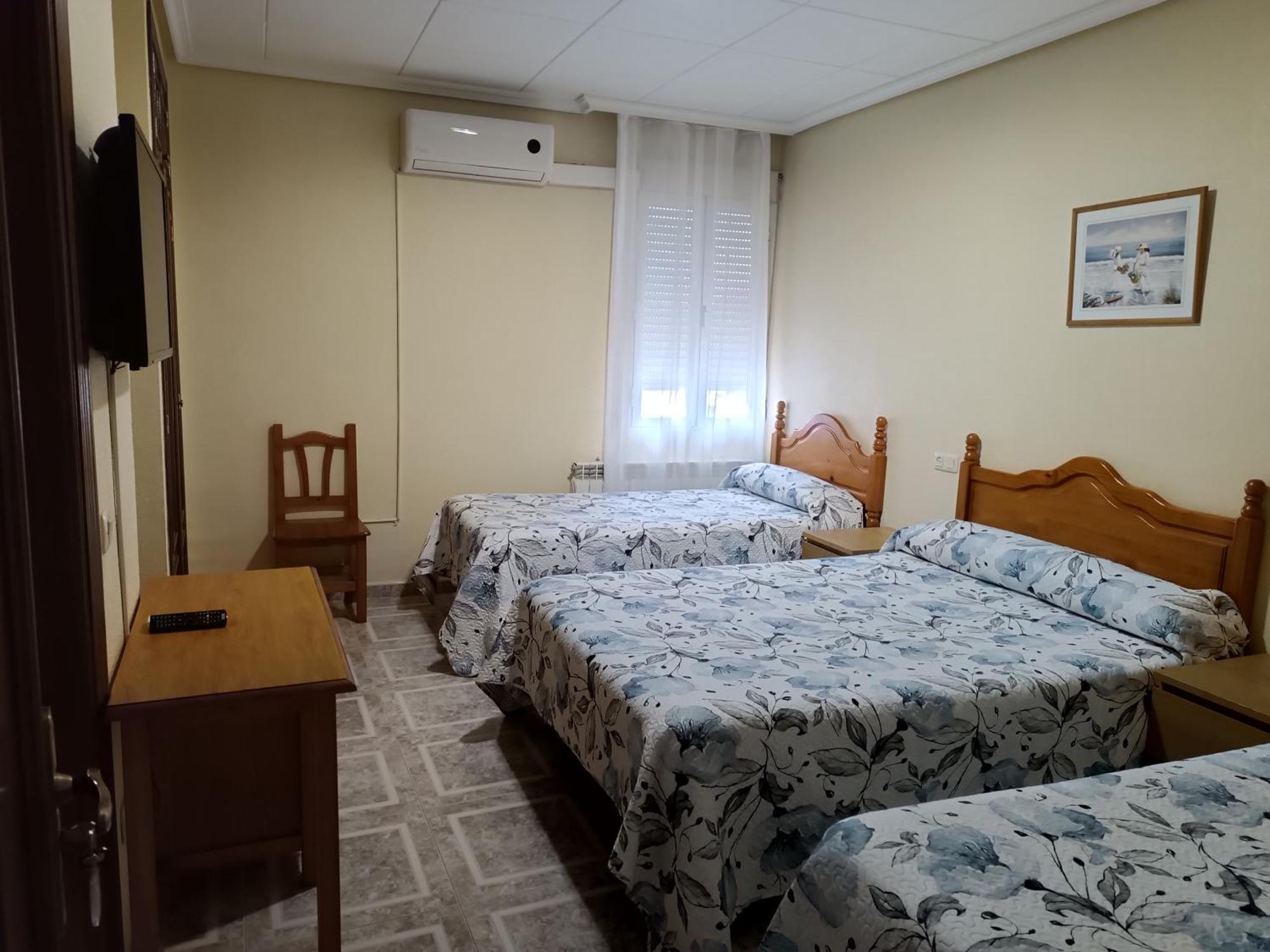 Hostal Avila Ocana  Room photo